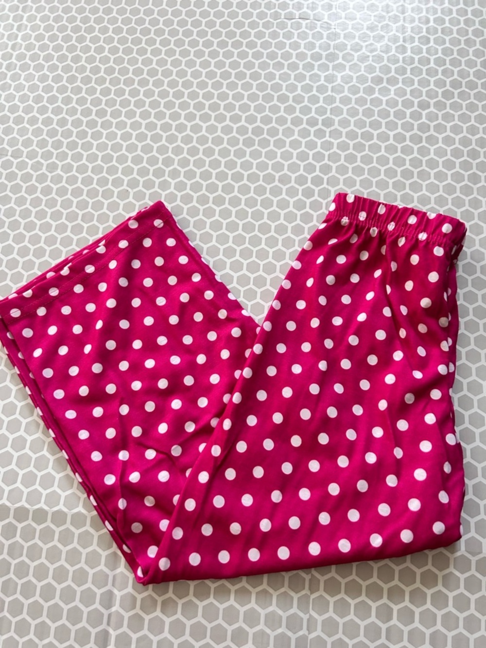 NWT Hello Kitty Hot Pink & Lime Polka Dot Kids Pajama Set. Size S(4-6) - Picture 3 of 8